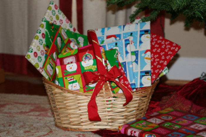 Christmas-traditions-book-basket