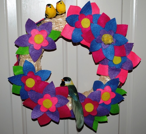 Craft Ideas Home on Mother   S Day Gifts To Make At Home  Spring Flowers Door Wreath