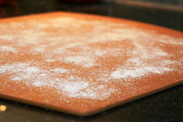 How to Make the Perfect Pizza Crust