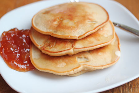 apple-cider-pancakes