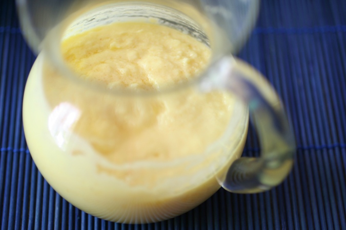 Easy-Hollandaise-Sauce-Recipe-detail