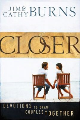 free-ebook-download-closer-devotions-to-draw-couples-together