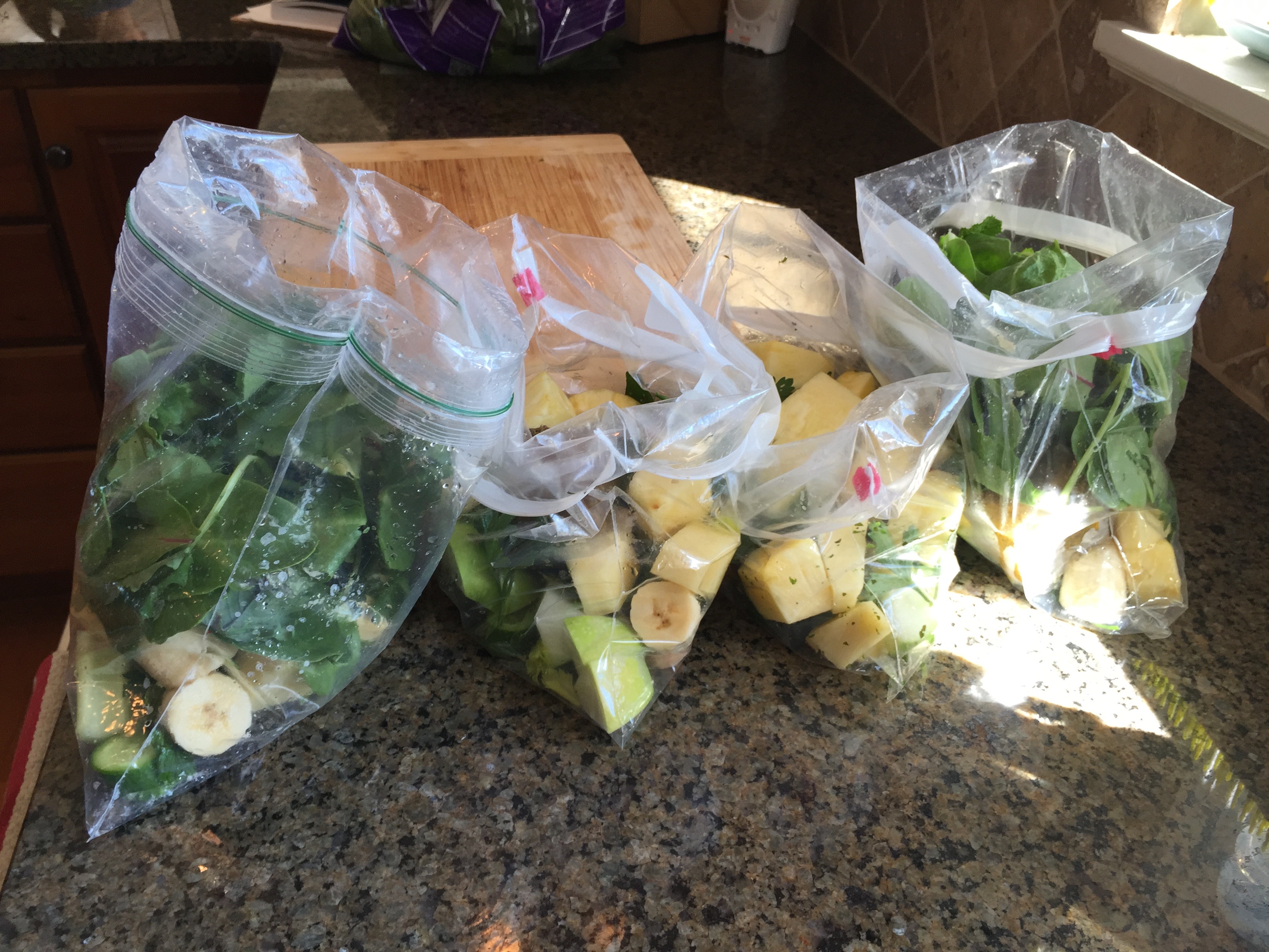 green smoothie freezer packs