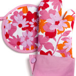 Flirty Aprons: $5 Pot Holder & Oven Mitt Shipped + 40% off FLASH SALE