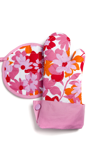 Flirty Aprons Oven Mitt