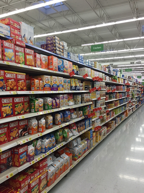 Horizon Cracker Aisle