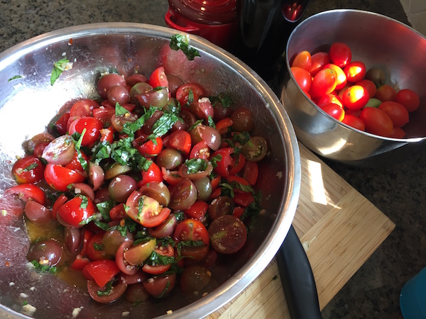 cherry tomatoes spiralizer